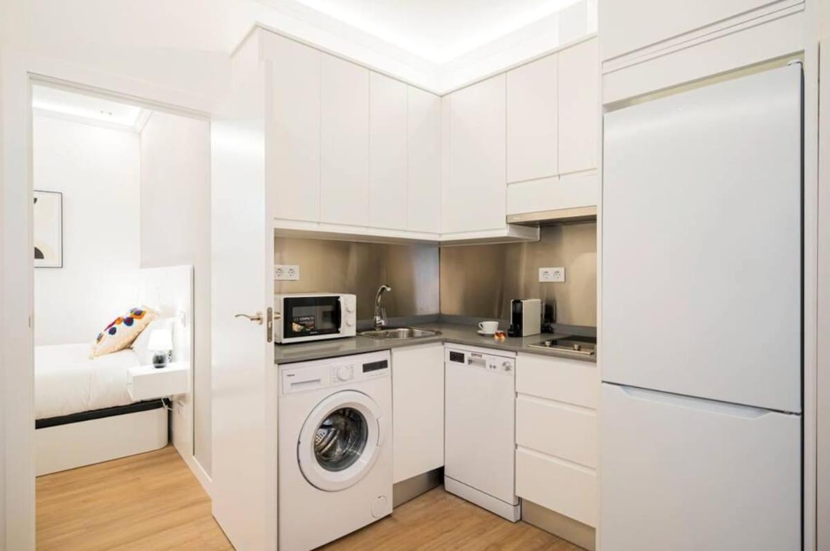 Plaza Mayor Cozy Private Apartment With Ac Madrid Exteriör bild
